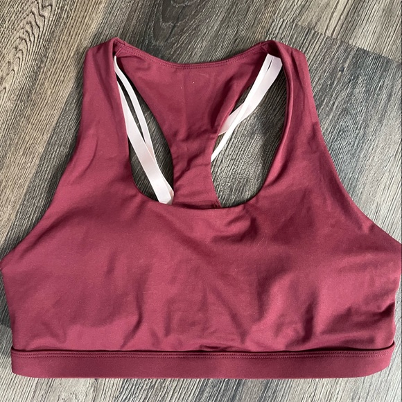 New never worn fabletics sports bra - Picture 1 of 3